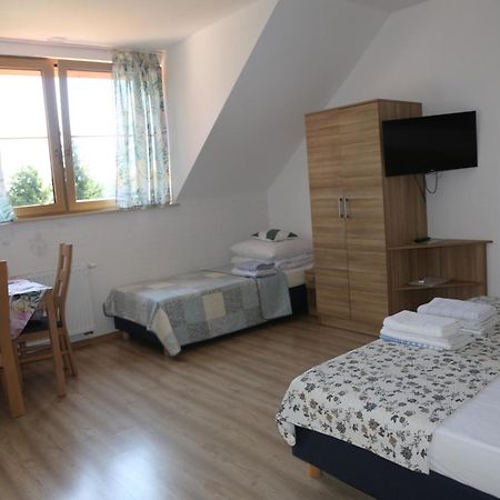 Agroturystyka Pod Grzywaczem Villa Sloszow Luaran gambar